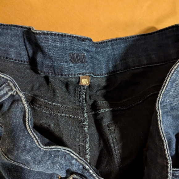 Kut from the Kloth Baby Bootcut Jeans - Picture 3 of 5